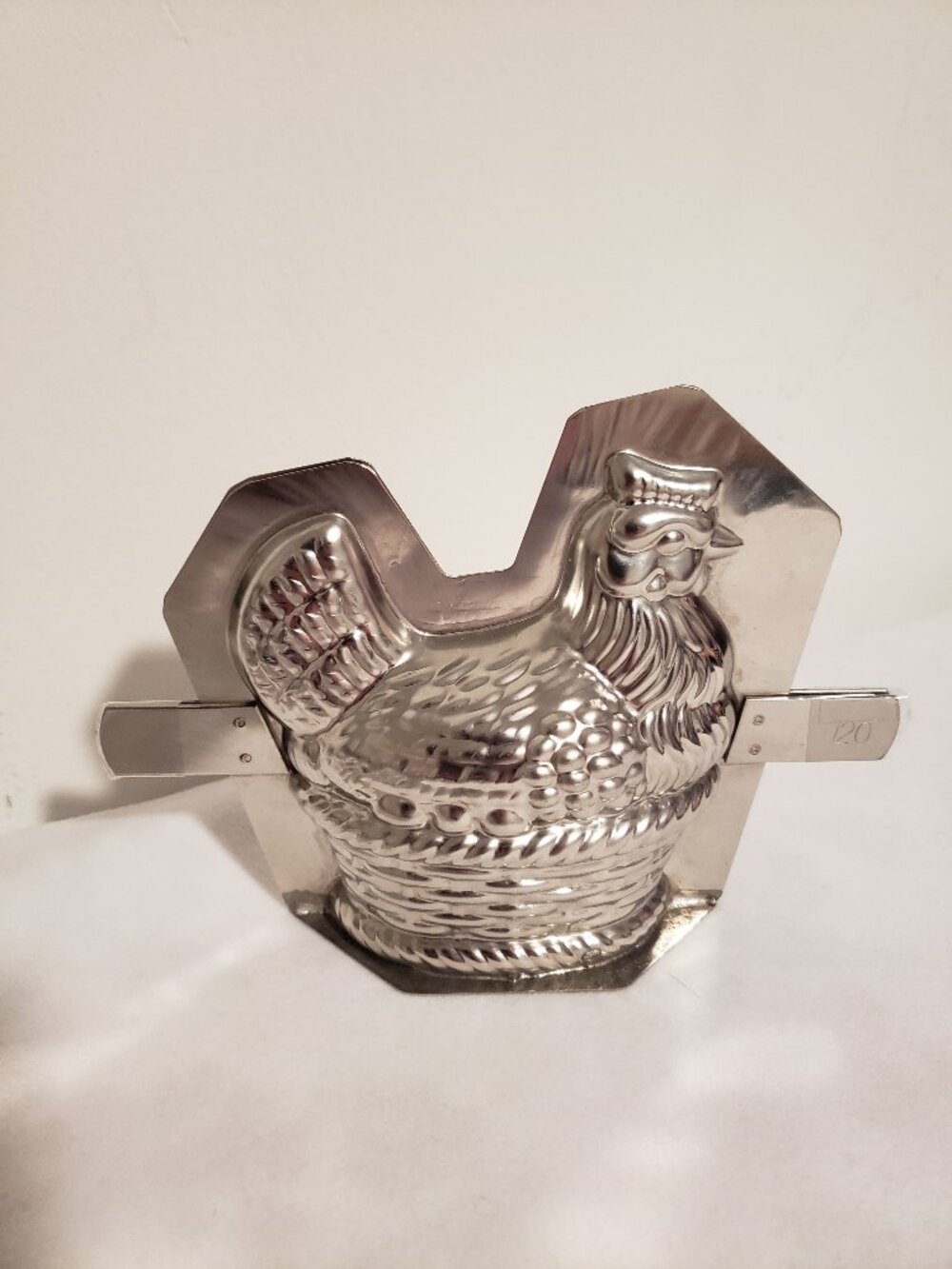 metal cake chocolate easter chicken cast made in france